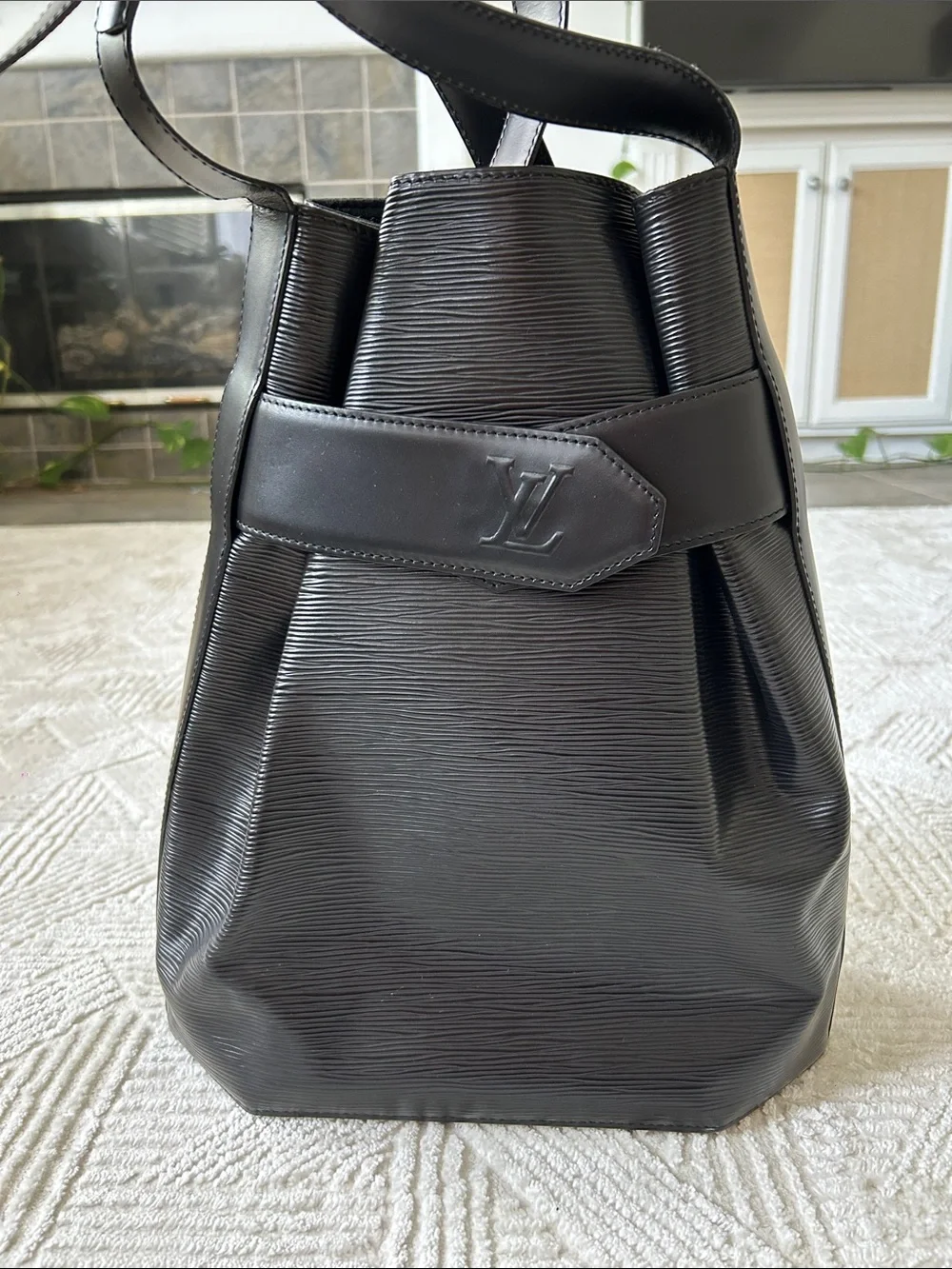 Louis Vuitton Black Epi Leather Bucket Messenger Bag